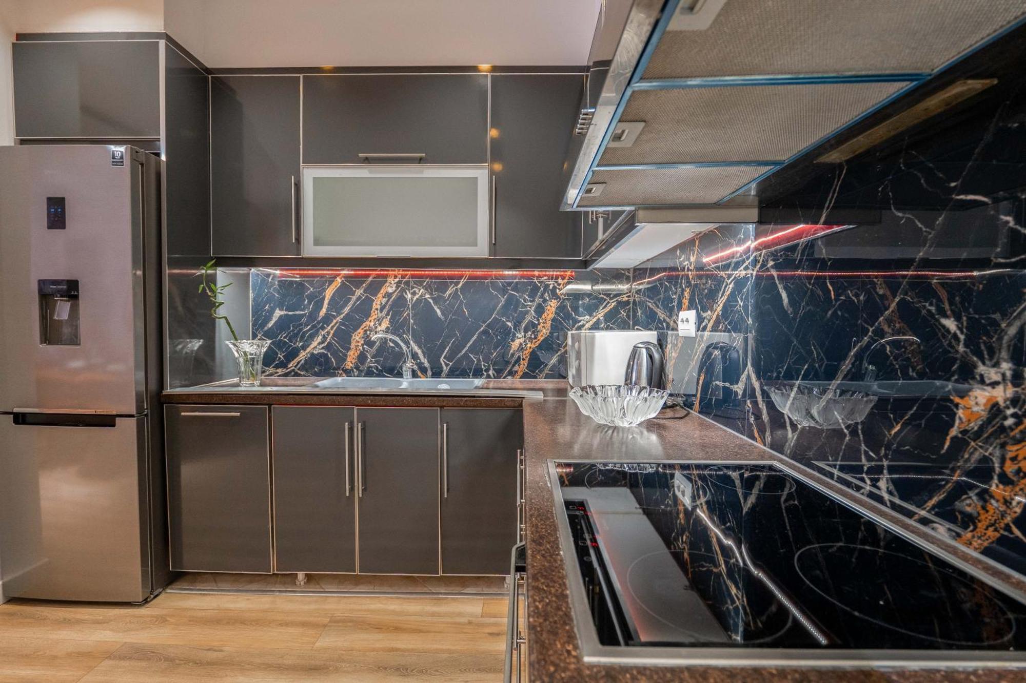 Mato Luxury Apartments Саранде Екстериор снимка